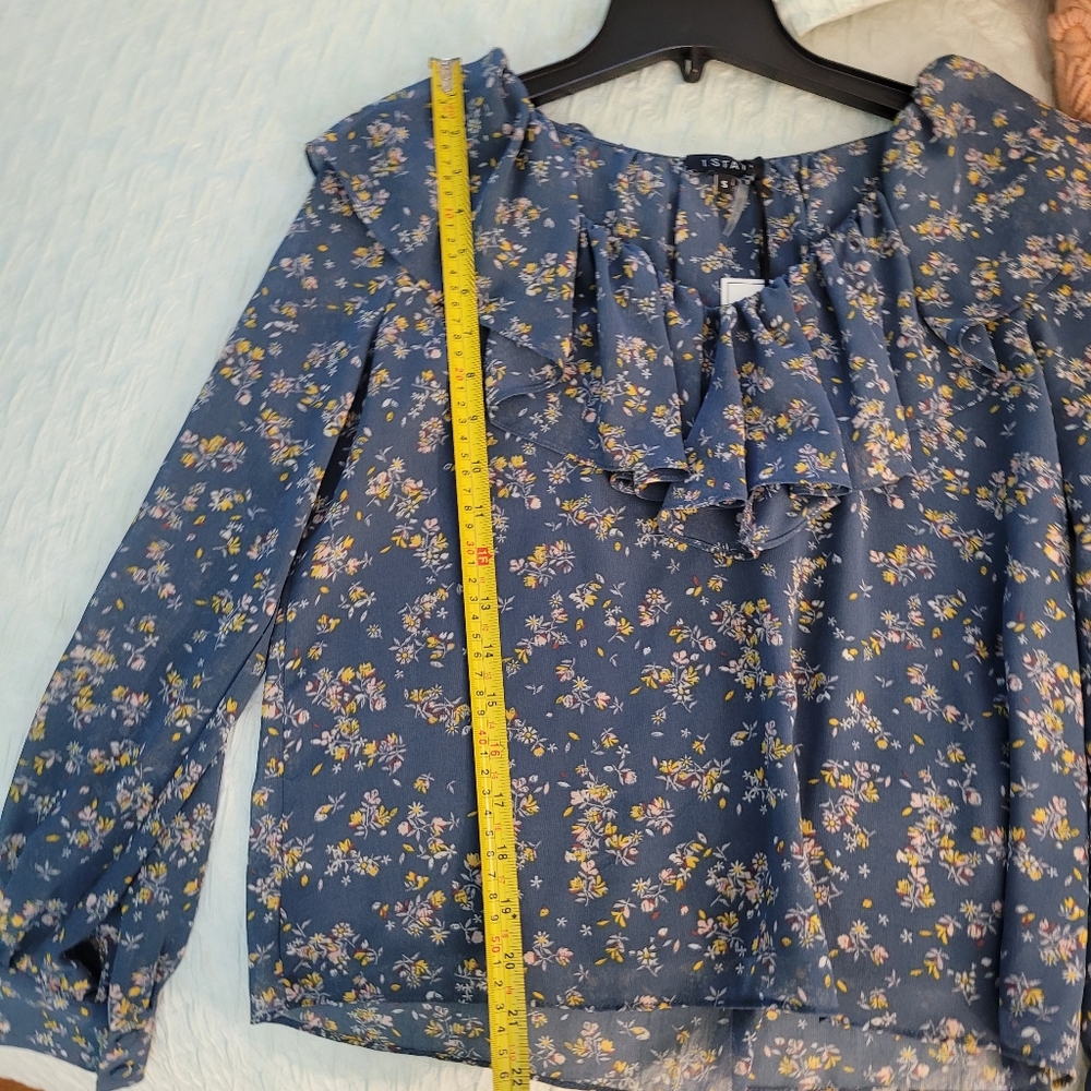 🆕️ 1. State Retro Bloom top - Picture 2 of 13